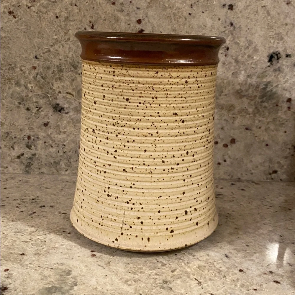 SOLD Artisan Pottery Vase - Rustic Foliage - Picture 5 of 10
